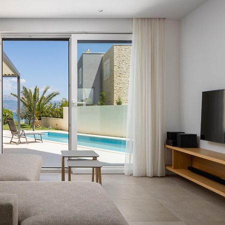 Acadia Beach Villas & Apartments Slatine Zewnętrze zdjęcie