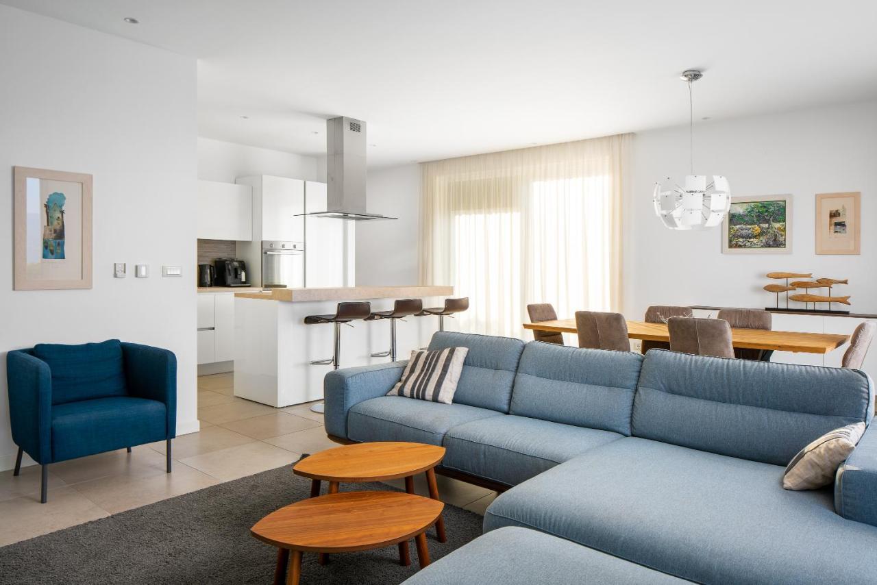 Acadia Beach Villas & Apartments Slatine Zewnętrze zdjęcie
