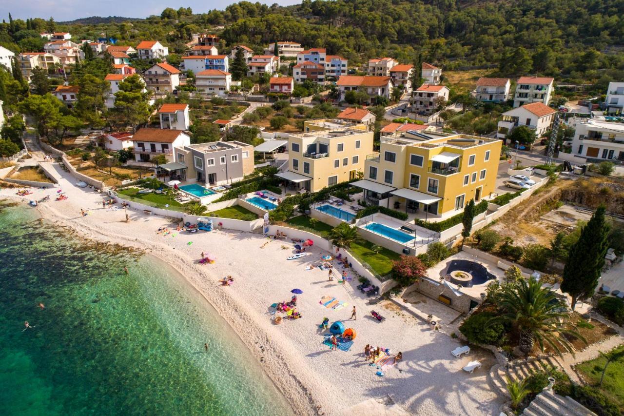 Acadia Beach Villas & Apartments Slatine Zewnętrze zdjęcie