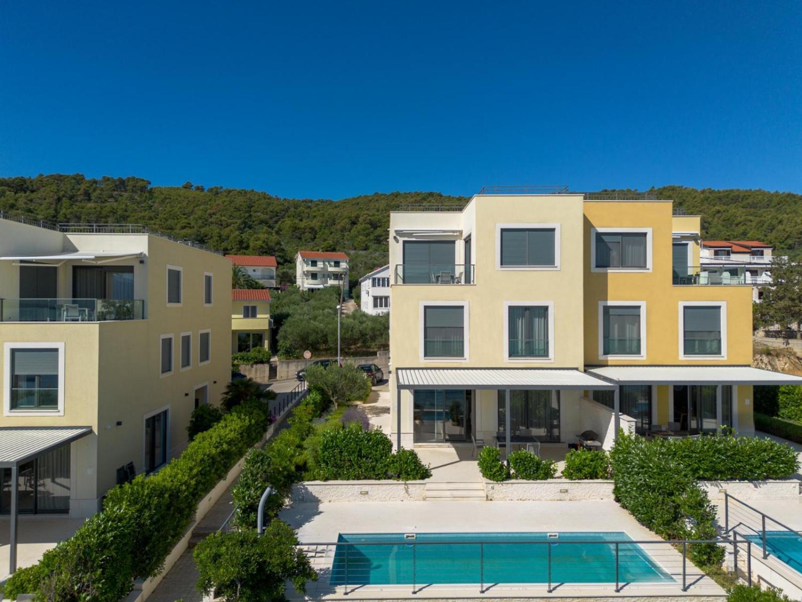 Acadia Beach Villas & Apartments Slatine Zewnętrze zdjęcie